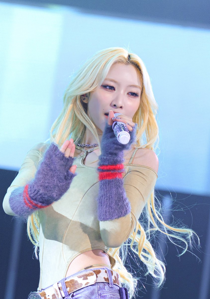 MAYAページ Post by ً on X: MAYA 🎀