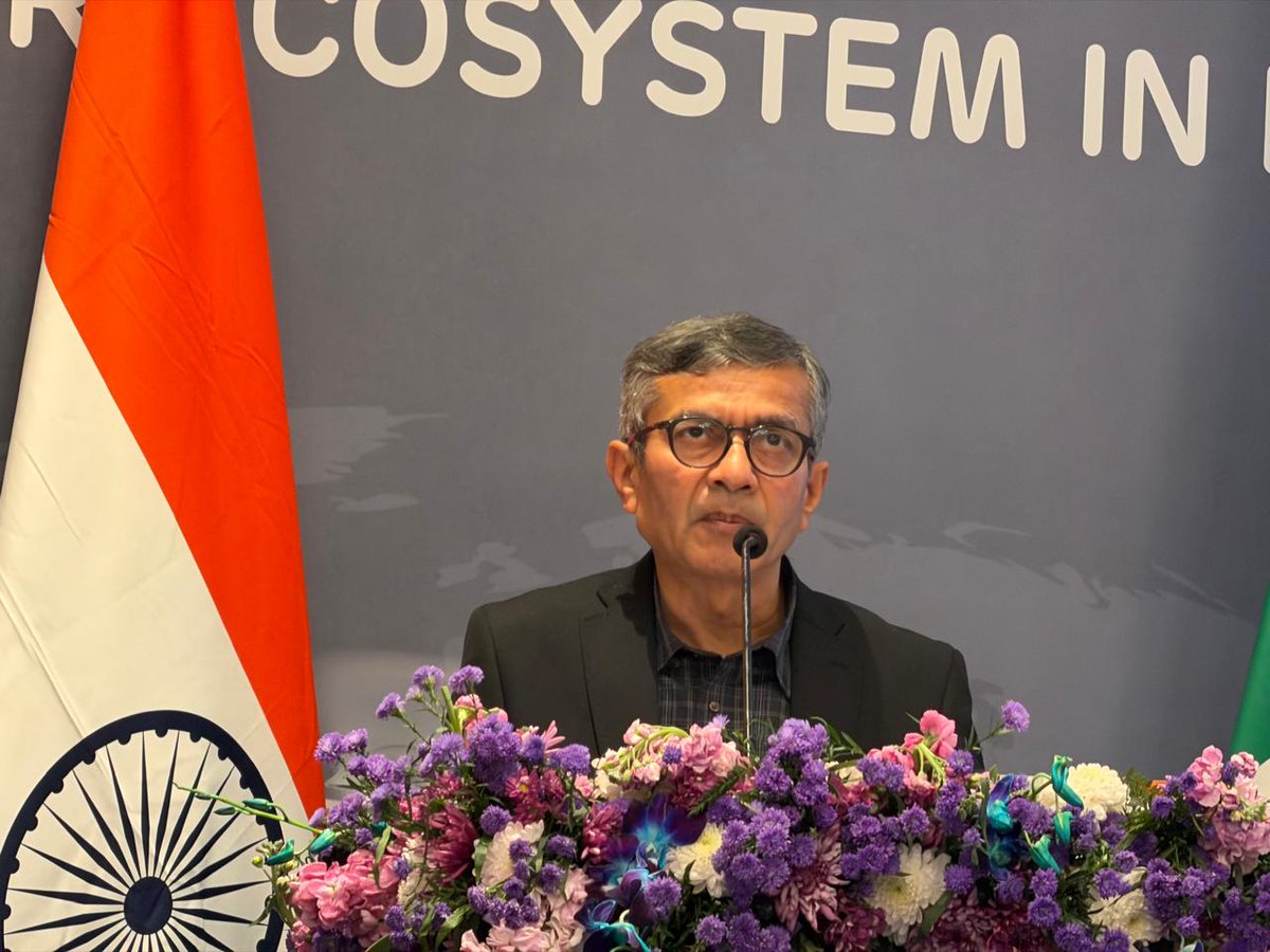 SP's Aviation tweet media