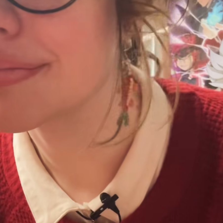 THE FISH EARRINGGGSSSSS ohbmy godd sheve mena sso mucb rinmeeme