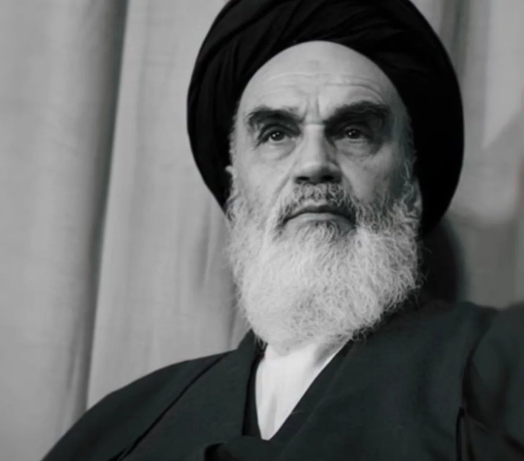 خدابیامرز یجوری فونداسیون ریخته هیچ‌کس نمیتونه تکونش بده...
#انقلاب_مردم‌ 
#ملت_پیروز