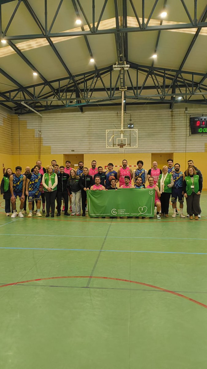 ContraCancerCAC's tweet photo. 💚🏀⚽Los equipos @BAMALPARTIDA y @atmalpartidafs de Malpartida de Cáceres también portan #ElSímboloQueNosUne ¡Muchas gracias! https://t.co/Fs8YywZKSz