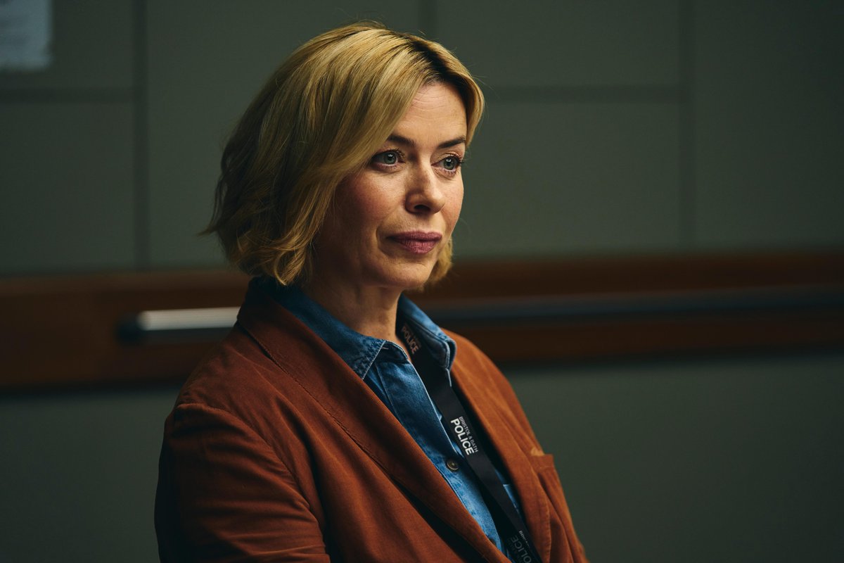 ITV's tweet photo. When a respected headmaster’s wife disappears, questions begin to surface.

David Morrissey and Eve Myles star in Gone, a new 6-part psychological drama coming soon to ITV.

#Gone #ITV #DavidMorrissey #EveMyles @davemorrissey64 @TeamEveMyles https://t.co/hcJgrkHNgW