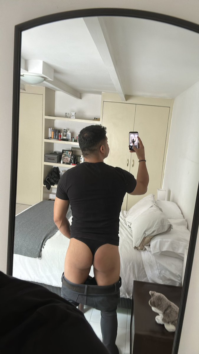 LUYMIK's tweet photo. @ItzamnaLovatell Dónde me formo 🤤🤤 https://t.co/1aNf3yZlQG
