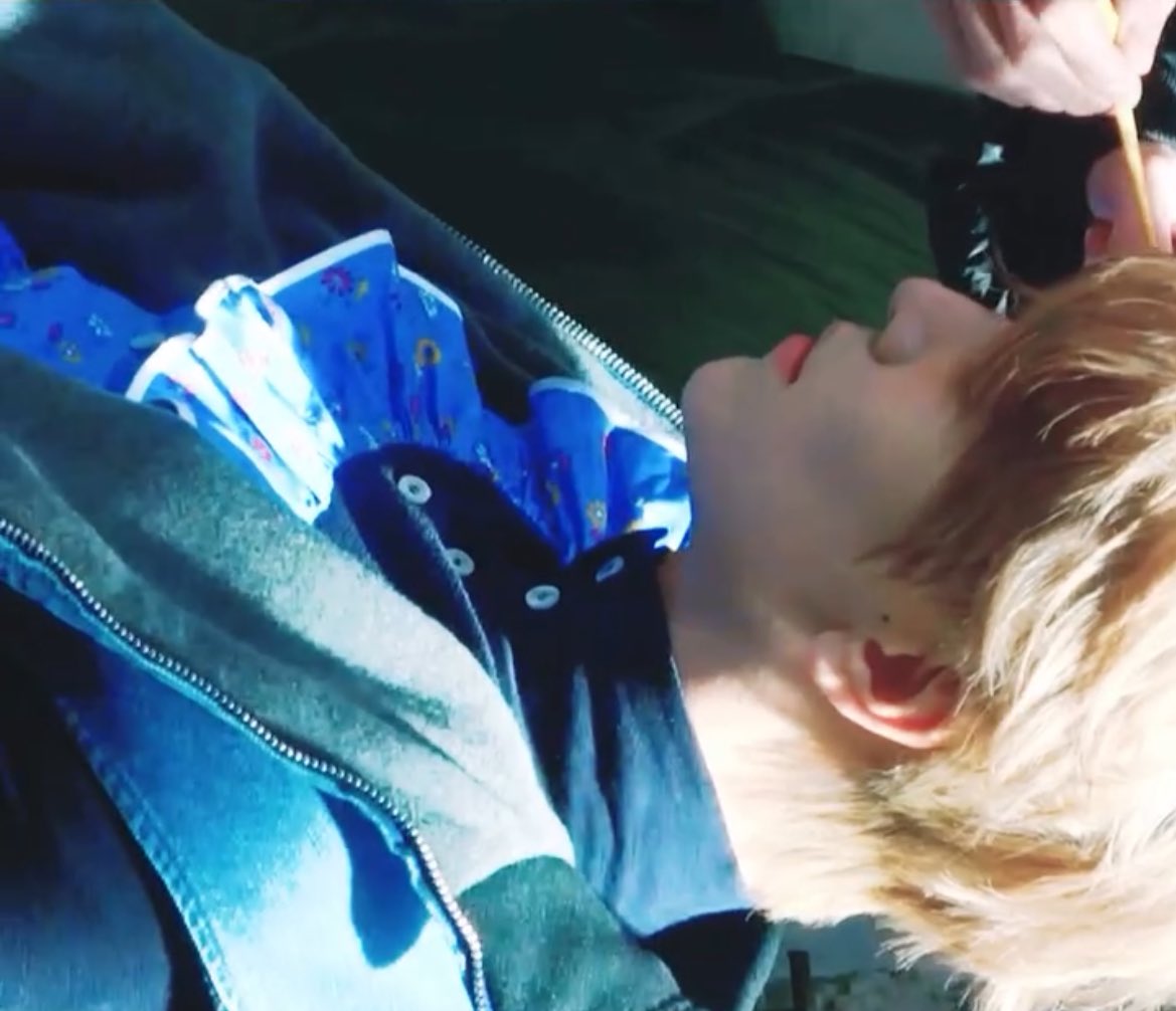 XINLONG. tweet media