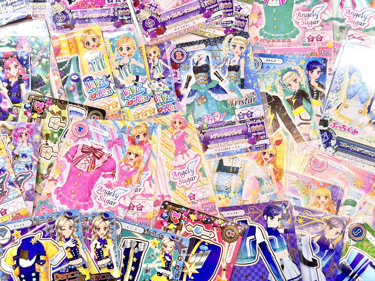 買取させていただいたアイカツカードを品出ししました!! きょど