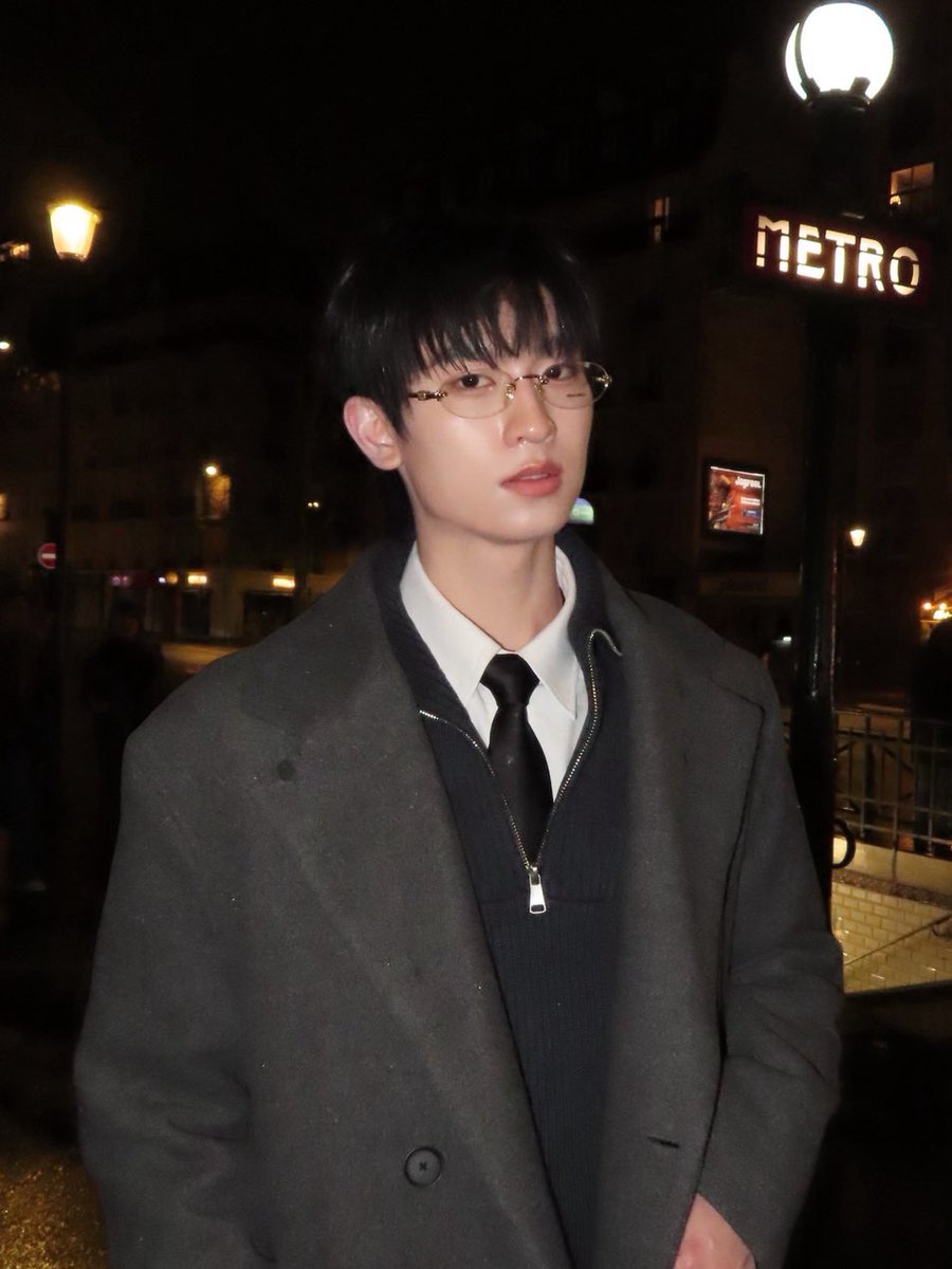 วันนิขนสีเทา