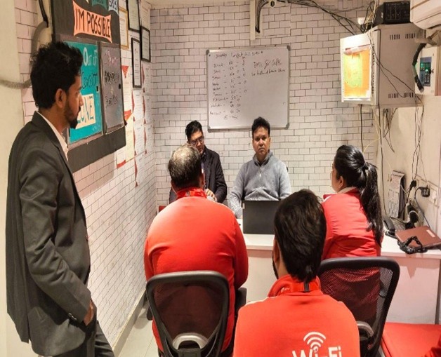 DelhiLSA's tweet photo. Delhi LSA(Compliance)  with BAL,conducted a PoS Awareness Programme at BAL Office,Gr.floor,2/3618,Netaji Subhash Marg, Daryaganj, Delhi on 29.01.26. This initiative successfully generated awareness &amp; reinforced compliance with DoT HQ guidelines #PoSAwareness #CustomerVerification https://t.co/EwnsS04dWr