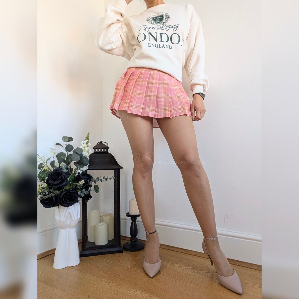 Soni_Pandax's tweet photo. šš¼Hosiery Of The Day:: Veneziana Diamant Tights
It's downpours for the UK today š§ļø so that means being cute indoors with some real nice ultra sheer tights to try out!
ā¢Colour: Naturale
ā¢Size: S/M
ā¢Denier: 8
ā¢Materials: 80% Polyamide, 3% Cotton & 17% Elastane
#SoniPanda #TeamTights #TeamSoniPanda #Rajstopy #Pantyhose Collant Tights Hosiery Promo TightsReviewer HosieryBlogger HosieryReviewer