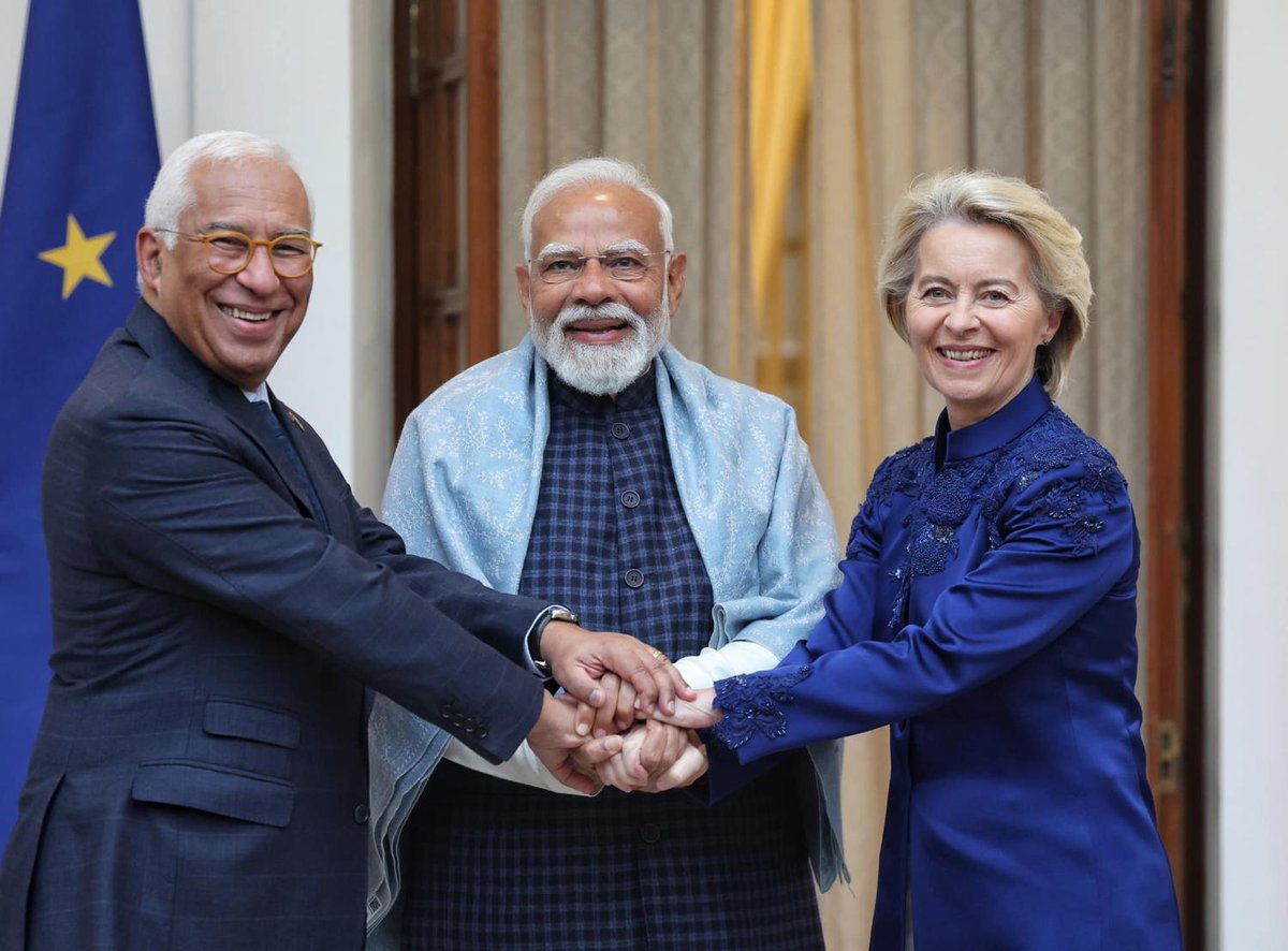 SSCTUniversity's tweet photo. In a span of less than ten days, India demonstrated its leadership at the global stage in the domain of international trade.     

The two Trade agreements, one with the European Union, which EU itself calls 'Mother of all Deals' and yesterday's agreement  with the US - a deal between the world's oldest and largest democracies assert India's capabilities and competitiveness in manufacturing goods and providing services.   

It also showcases the visionary leadership of Hon'ble Prime Minister and his strategic long-term thinking with his eyes on the big picture. These trade agreements will further strengthen ‘Make in India’ and pave the way for unprecedented economic growth and academic-industry collaboration.     

For generations, the story of India creating win-win scenarios and endearing itself the warring trade polarities of the World will be a case-study for future world leaders. Polarities do find a meeting point if we have clever leadership.  

Congratulations to Modi Ji and Jai Bharath