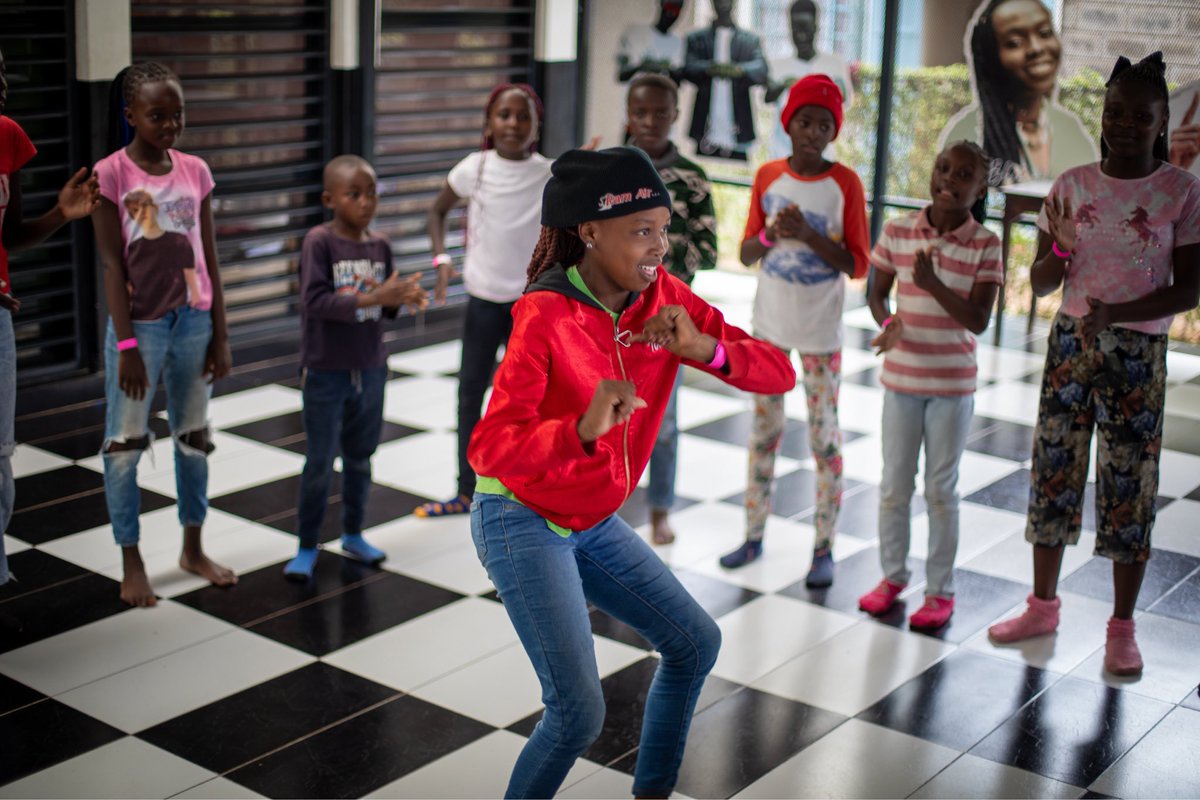 Book Bunk tweet media