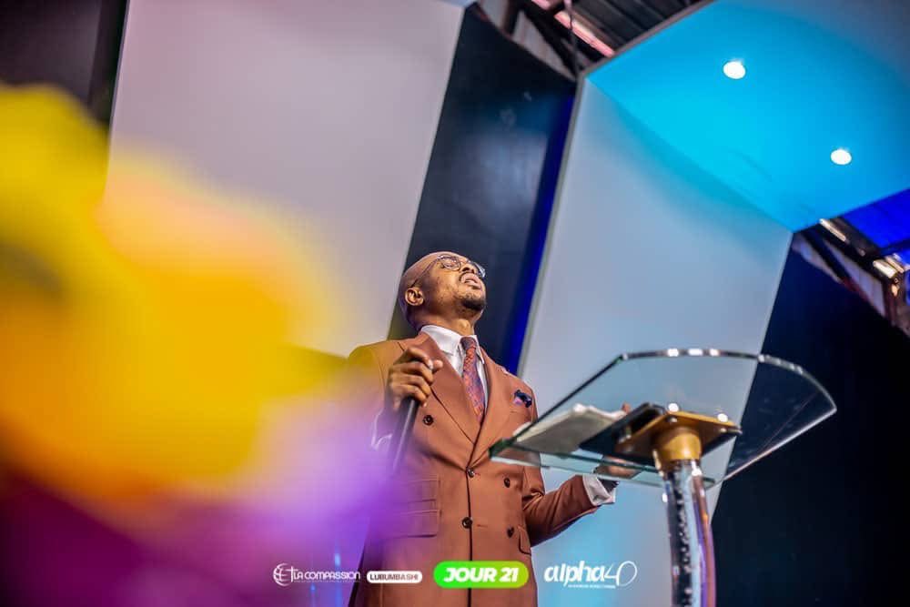 antoniolumeku's tweet image. Revivez en images 📸 les moments forts des deux cultes dominicaux du dimanche 01 février 2026 à Alpha 40 Lubumbashi, marqués par l’intervention du pasteur.

Merci au Prophète Pasteur Pasteur Gedeon Mulumba  et à Maman Patience pour l’invitation.
#Alpha40 #Jésus #Dieu #Lubumbashi