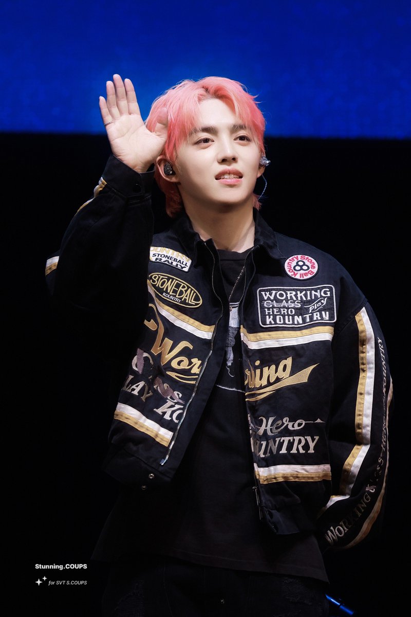 Stunning.COUPS tweet media