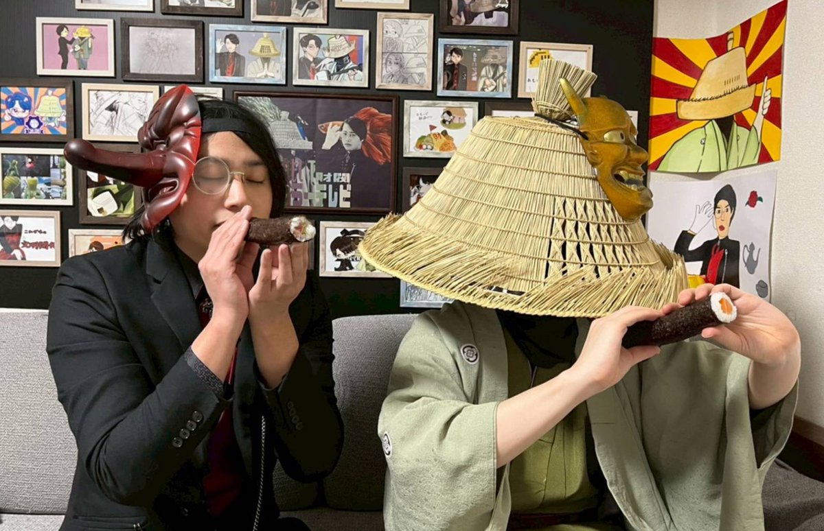 恵方巻を静かに食べるで候🙏🙏
今年は皆で、南南東‼️‼️‼️