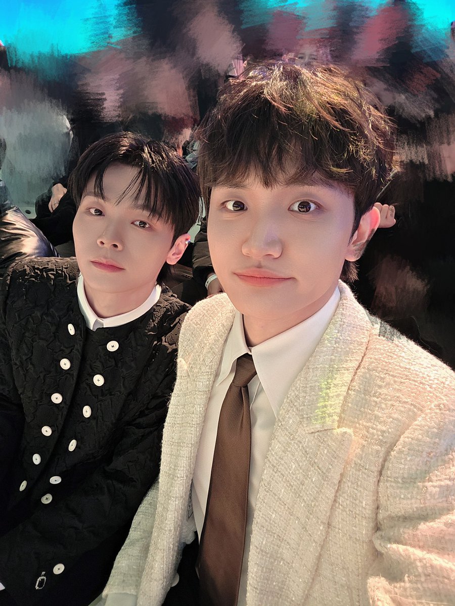 오늘 너무 이쁘고 잘생겼댜🥹🤍