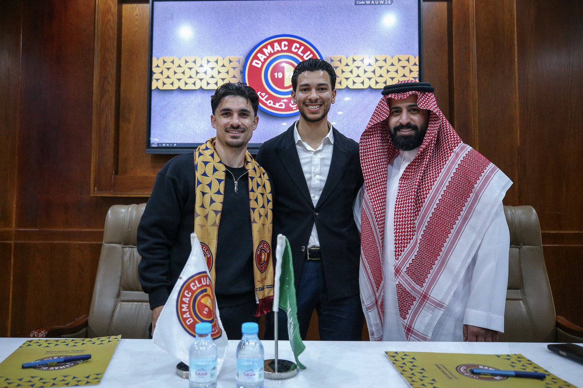 David Mikhail tweet media