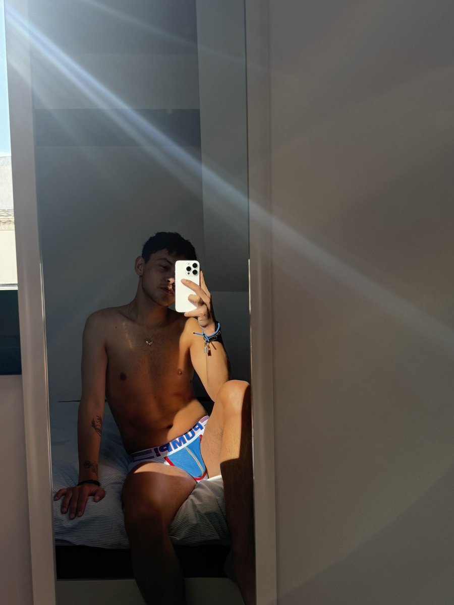 I should be posting more on here 🥵🔐

#gay #chastity #submissive #dominant