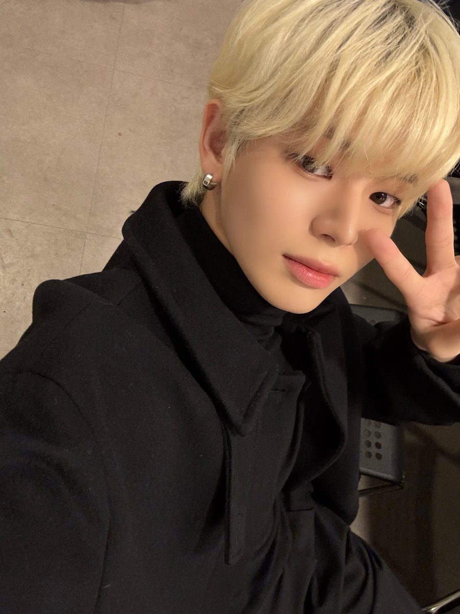 mwoong_jung's tweet photo. #뭉블뭉블
오늘의문정💜 https://t.co/9QiFMrn5Jg