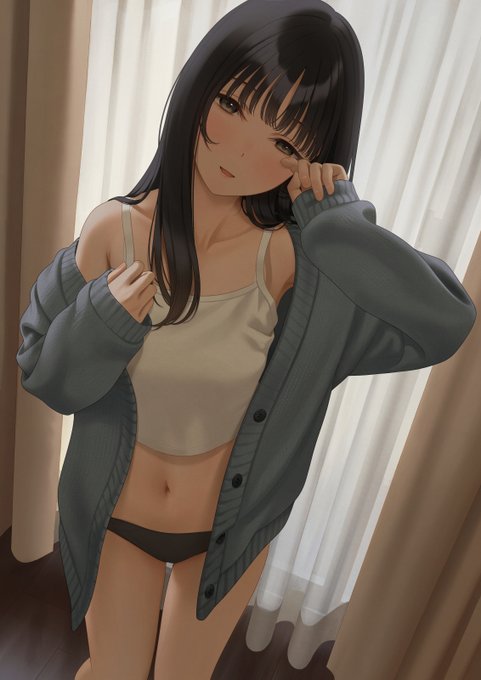 「もう昼だね。今日学校の日じゃなくてよかった。」 差分 