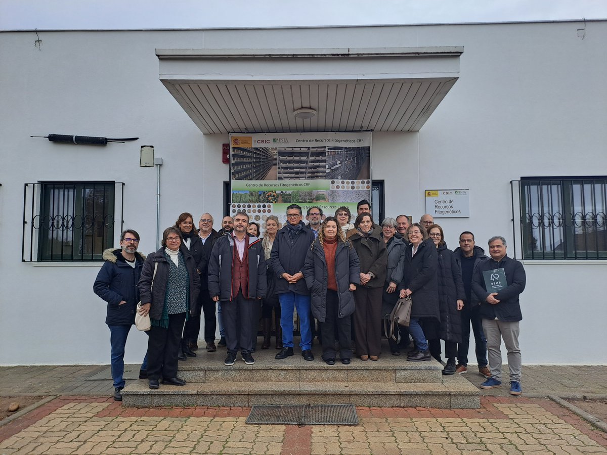 REMP_es's tweet image. Nuestro compañero Celso Coco (zona centro de la #REMP y Observatorio de Montes Públicos) participó hace unos días en el Itinerario Cicerón 'Recursos genéticos para la agricultura y la alimentación' visitando @INIA_CSIC.

@FBiodiversidad #ProyectosPRTR #PlanDeRecuperación