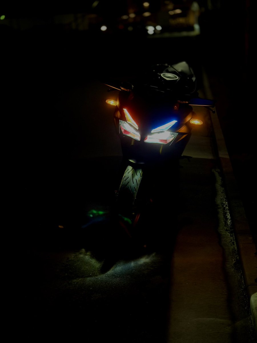 beruProFPS's tweet photo. フェンダーレス楽しみ！！
#バイク乗りと繋がりたい 
#cbr250rr https://t.co/WSsfn6qzSy