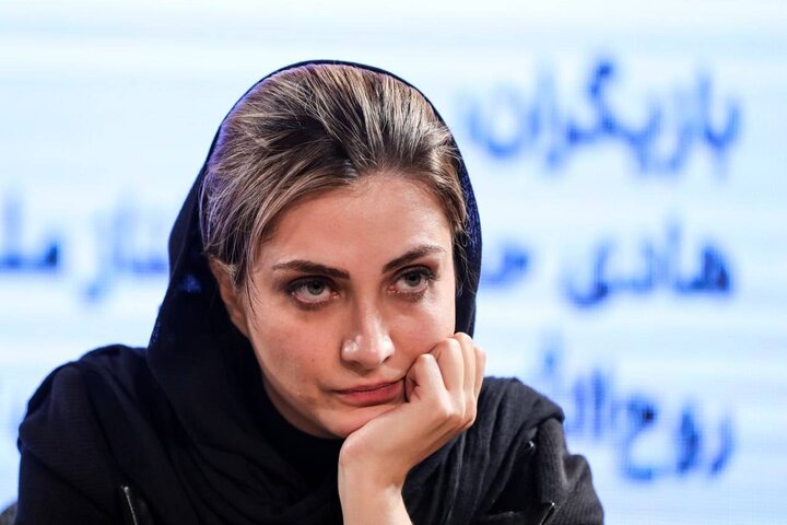 موژی tweet media