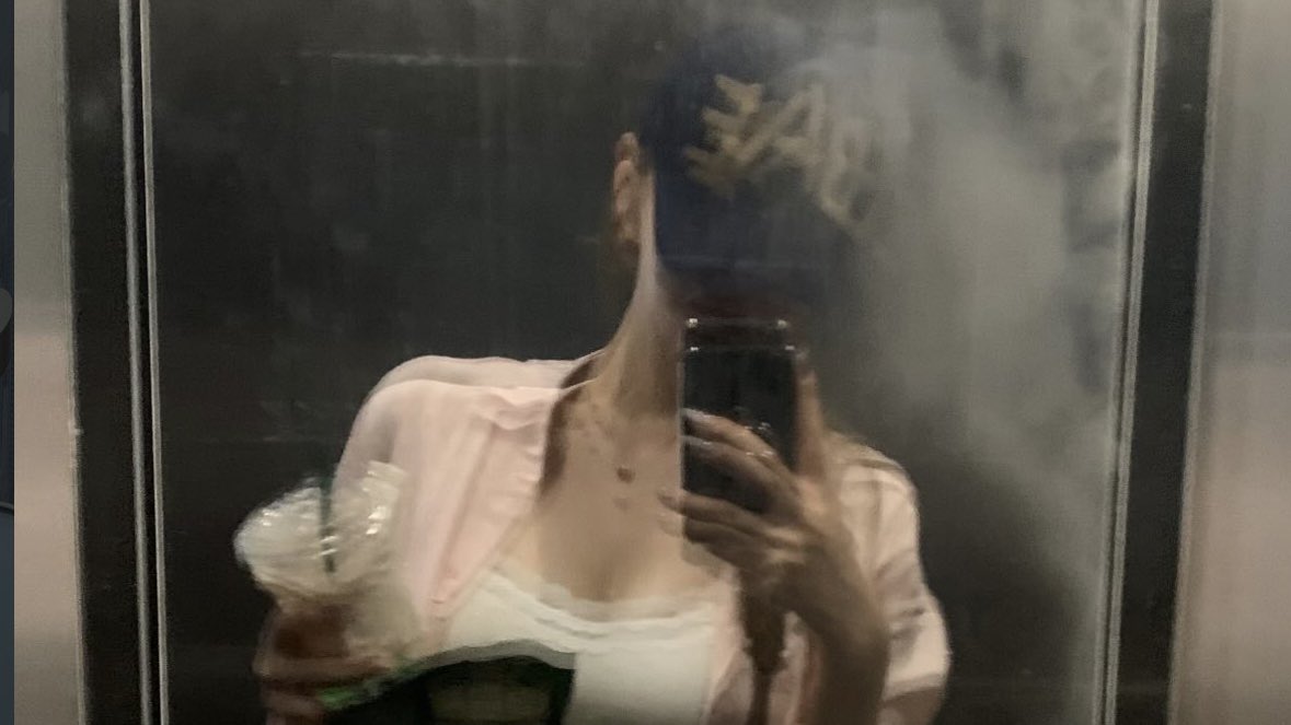 hwaljaaddict's tweet image. #독서계트친소
#독서계_트친소

이번 주에 계정 판 따끈따끈한 독서계입니다
이러다간 영원히 혼자 갇혀서 떠들겠구나 
싶어서 부랴부랴 트친소 쓰고 있더요

같이 책 얘기 하실 분들 편하게 #rt 해주시면 
호다닥 달려 가서 맞팔할게요
저 좀 주워 가주세요 ♡ཾֻ𑙕 . ᩙ.𓈒ꛒྀི۶ৎ יִ