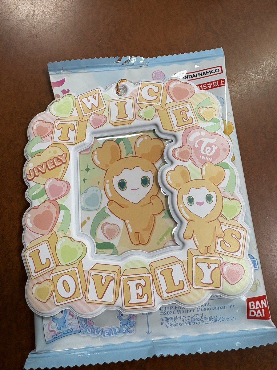 tnkdk_y's tweet photo. @NXxxchi @1 初めましてこんばんは。
検索より失礼いたしますm(_ _)m
ジヒョちゃん所持しております。
ダヒョンちゃんと交換可能でしょうか？ https://t.co/RA9fbCXSHl