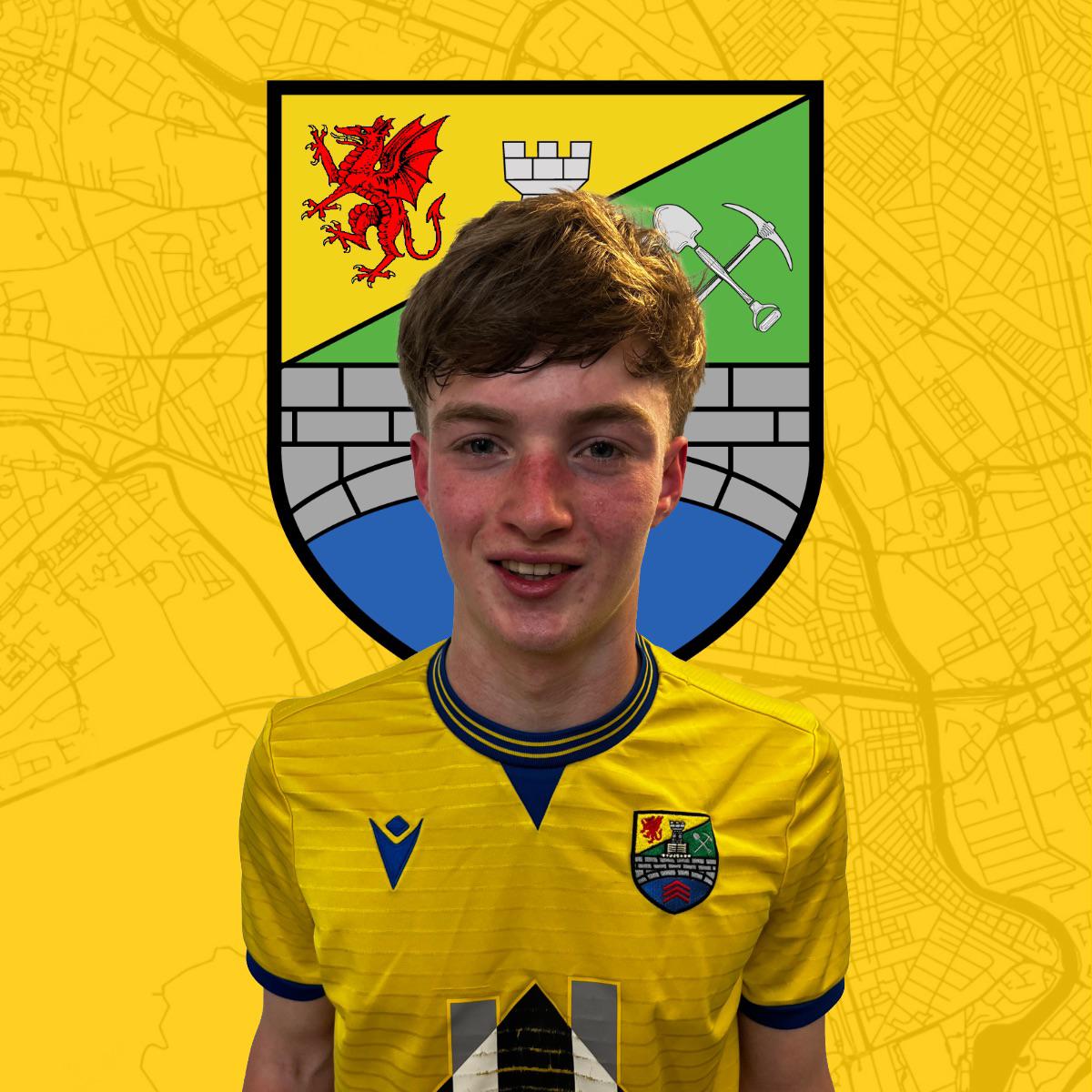 Player of The Match Sunday having only started his second game for the club and gave the opposition a torrid time the whole time he was on the pitch..

His goal was worthy of his efforts and he's brought a breath of fresh air to the side in his style 🙌

Well played Tom Bell 💛💙
