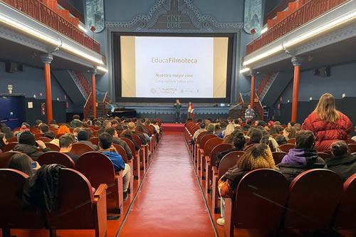 PlatinoEduca's tweet photo. Apúntate al segundo trimestre de #EducaFilmoteca, el programa de sesiones de cine matinales de la @Filmoteca_es

📲 Encuentra tu sesión en la web https://t.co/6wQxPmX0jz https://t.co/Ps0E4WbYpM
