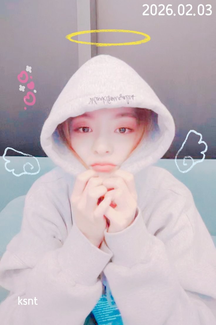 Her_diary______'s tweet image. 흔한 플로버 1 입니다.
보통 맴버들은 사진을 가공하고 공유합니다.
❤️ = 팔로우
❤️ &amp;amp; RT = 팔로우, DM
+트친님들께는 워터마크 없는 사진 따로 보내드립니다

#플로버트친소 #플로버_트친소 #프로미스나인 #프로미스나인_트친소 #노지선_트친소