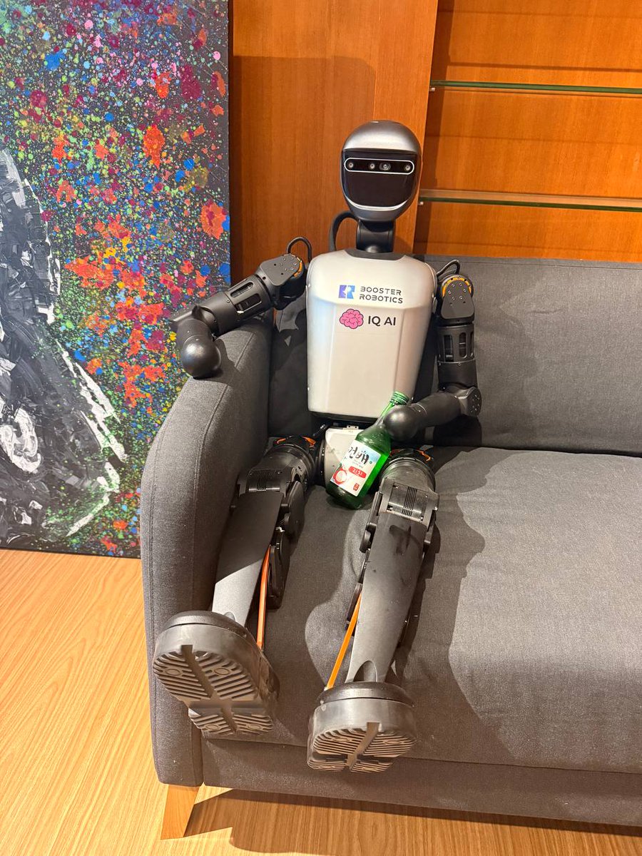 Tom Crust tweet media