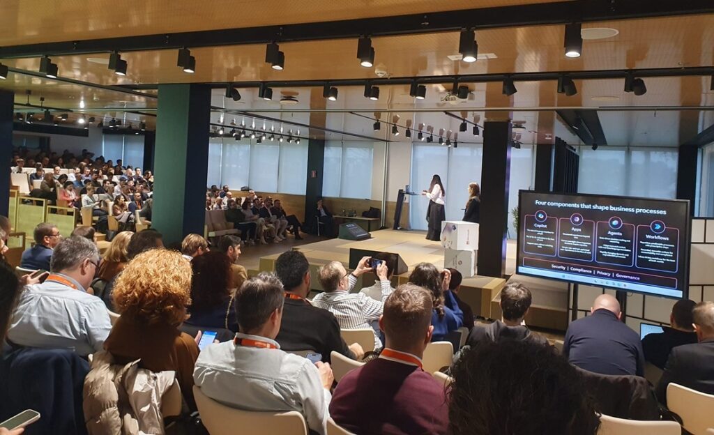 Contact Center Hub tweet media