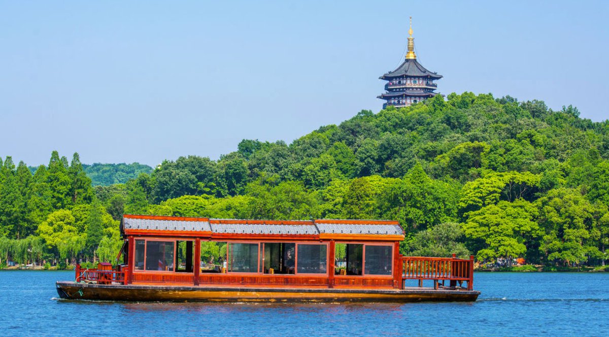 Bitlfy's tweet image. Top 10 Most Popular Cities for Traveling to China in 2025

6. Hangzhou – Eastern Aesthetics Meets Digital China

Hangzhou blends classical beauty with modern innovation.

Best for: Culture lovers, tech-curious travelers, Shanghai side trips