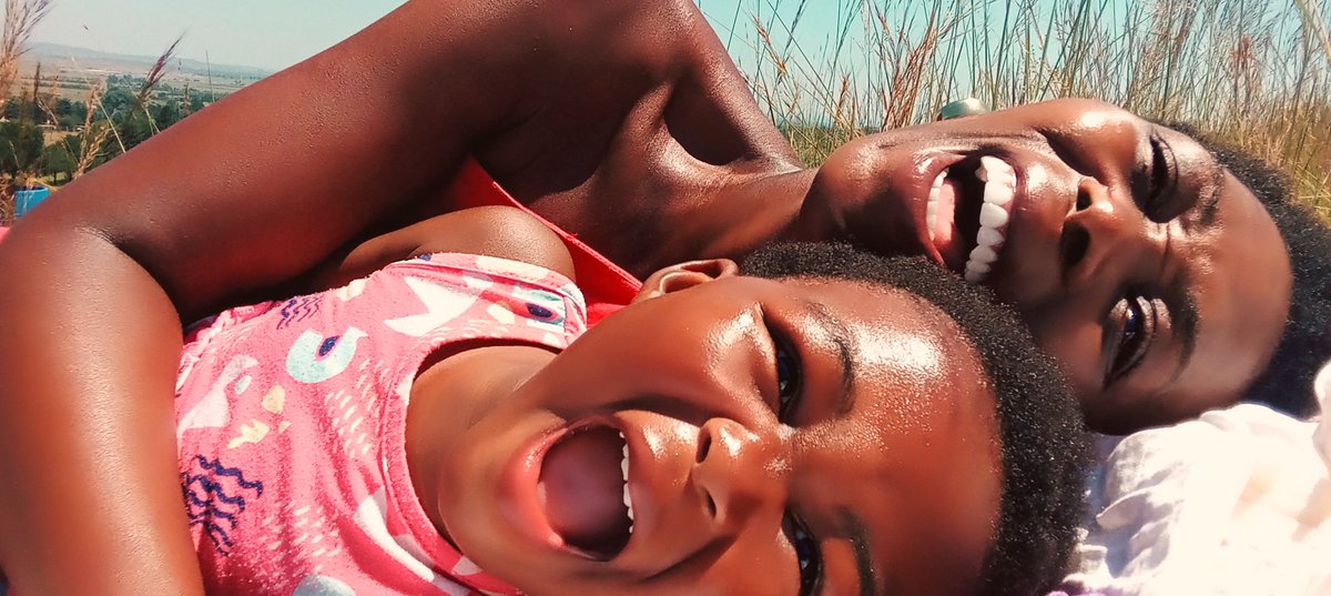 Ngxoli's tweet photo. The African Sun is doing its thing Today.... SHINE Nontombi.... ❤️❤️❤️❤️❤️❤️❤️☀️☀️☀️☀️👑👑👑✨✨🔥🔥🔥🔥❤️❤️❤️❤️❤️❤️❤️❤️😘😘😘😘 https://t.co/CdNPbdzWFi