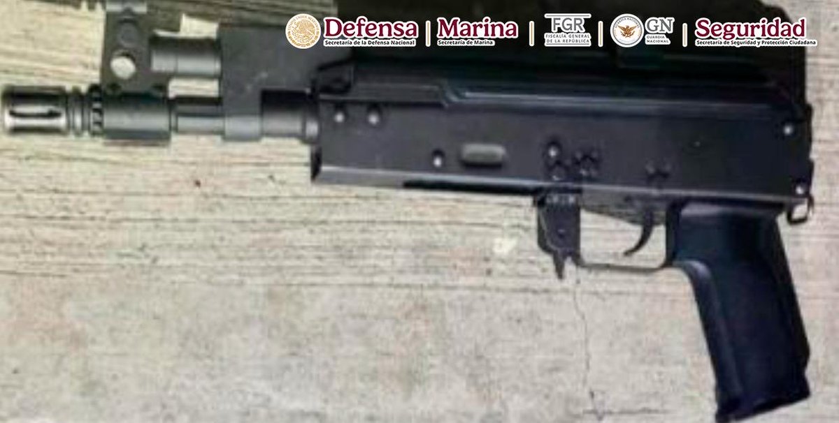 En una acción encabezada por <a href="/Defensamx1/">@Defensamx</a>, <a href="/SSPCMexico/">Secretaría de Seguridad y Protección Ciudadana</a> y la Agencia de Investigación Criminal de <a href="/FGRMexico/">FGR México</a>, fue detenido uno de los responsables del cobarde ataque contra diputados de Movimiento Ciudadano, ocurrido el 28 de enero en Culiacán, Sinaloa.
El detenido era responsable