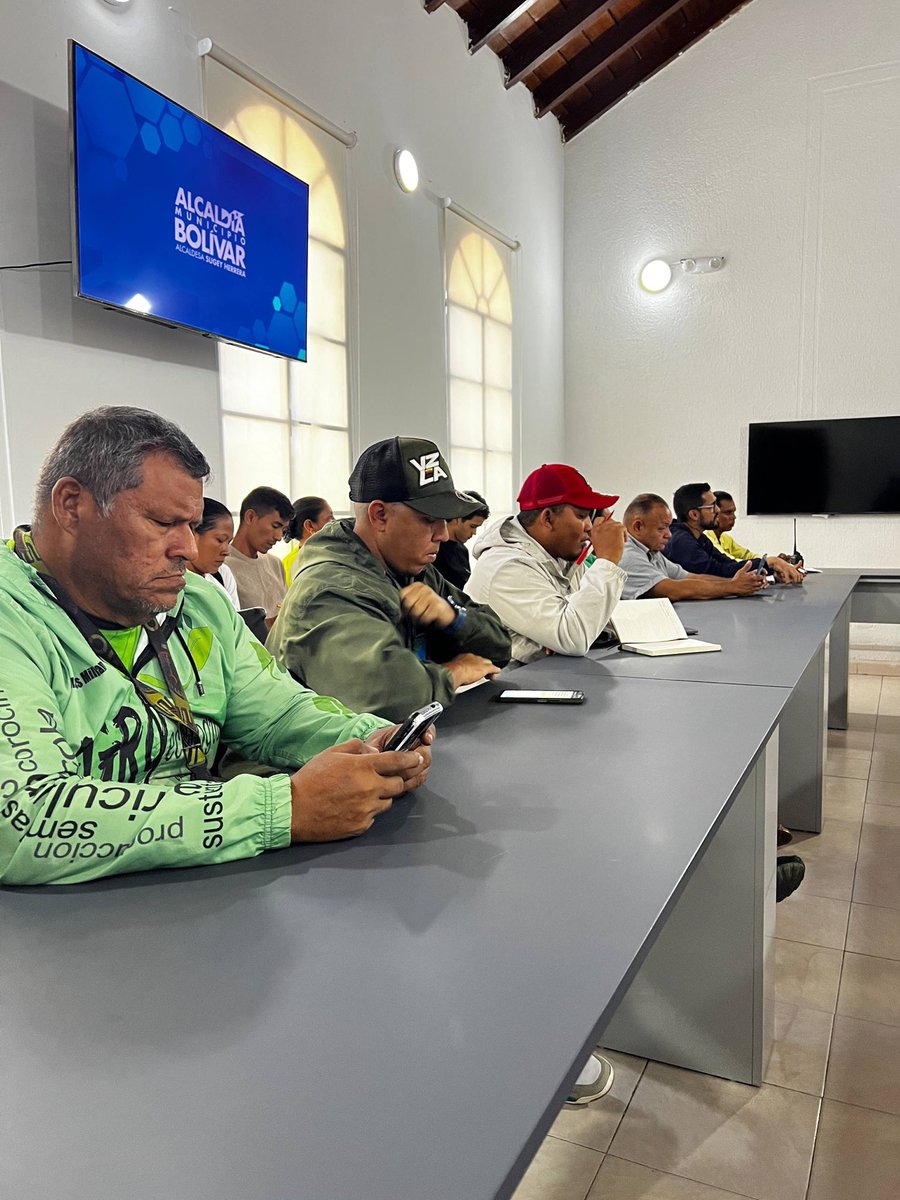 Alcaldía de Barcelona tweet media