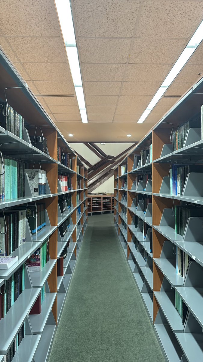 Rorbari's tweet photo. 📚🙇‍♀️📖 https://t.co/Iq63zsUDwz