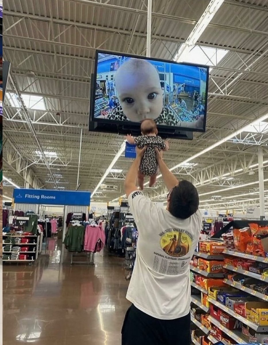 NoContextHumans's tweet photo. Dad of the year 😂❤️ https://t.co/691gRGhWwT
