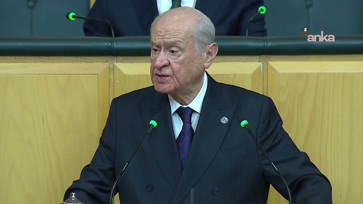 DEM parti Kürtçülük yarışmasına girdi ama karşılarında bu lavuk var