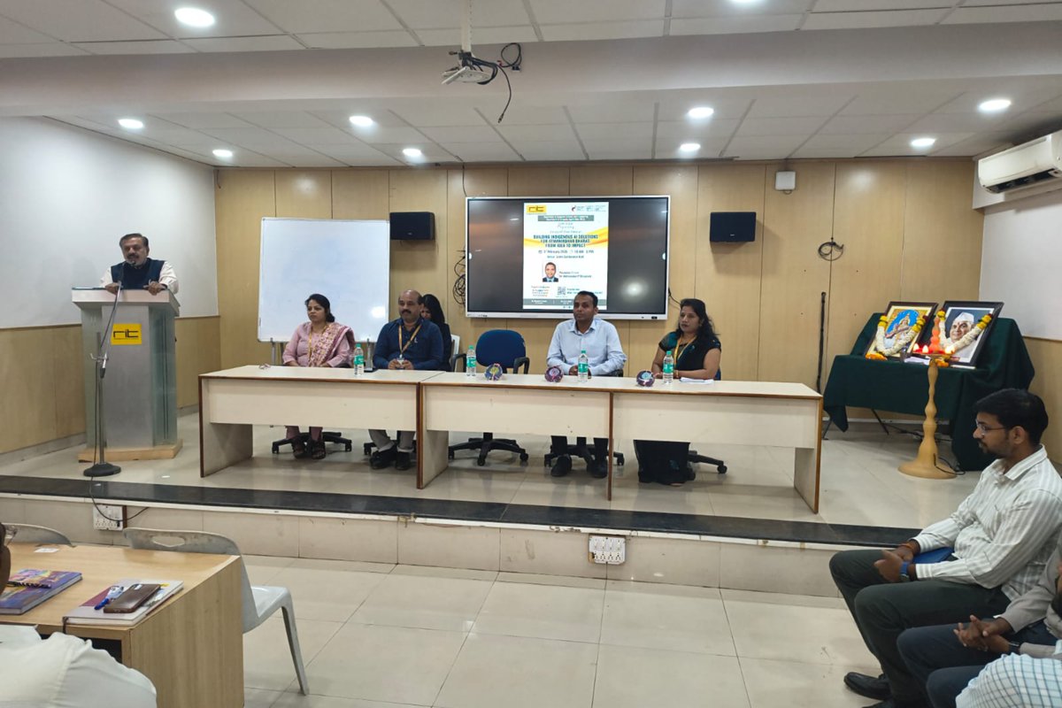 ritindia1983's tweet photo. 🚀 MIC Driven Activity @ RIT | Feb 3, 2026
Dept. of CSE & MCA under IIC organized a one-day session on “Building Indigenous AI Solutions for Atmanirbhar Bharat” 🤖🇮🇳
🎙️ Talk by Dr. Abhinandan P. Shirahatti
#AtmanirbharBharat #IndigenousAI #MICActivity #IIC #RIT #AIInnovation https://t.co/HO8OOxvhVP