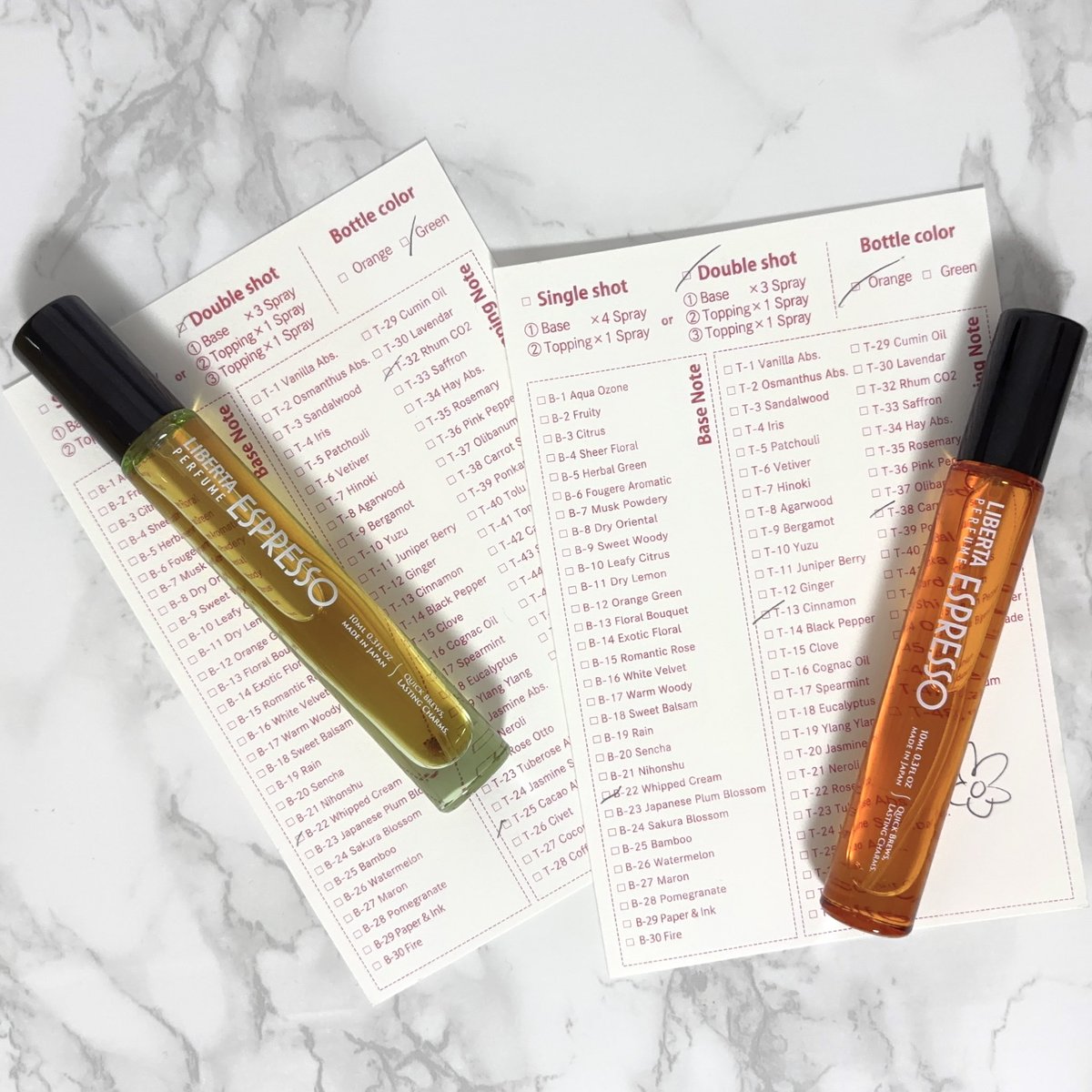 先週末のエスプレッソ、実は行ってた！
今回2本作ったよ💌

🍫ホイップ＋カカオ＋ラム
洋酒入りの大人のチョコの香り。
甘いだけだとしっくり来なくて悩んでラムにした！

🥕ホイップ＋シナモン＋キャロットシード
キャロットケーキをイメージした香り。
チャイ飲みに行くときにつけたい♡