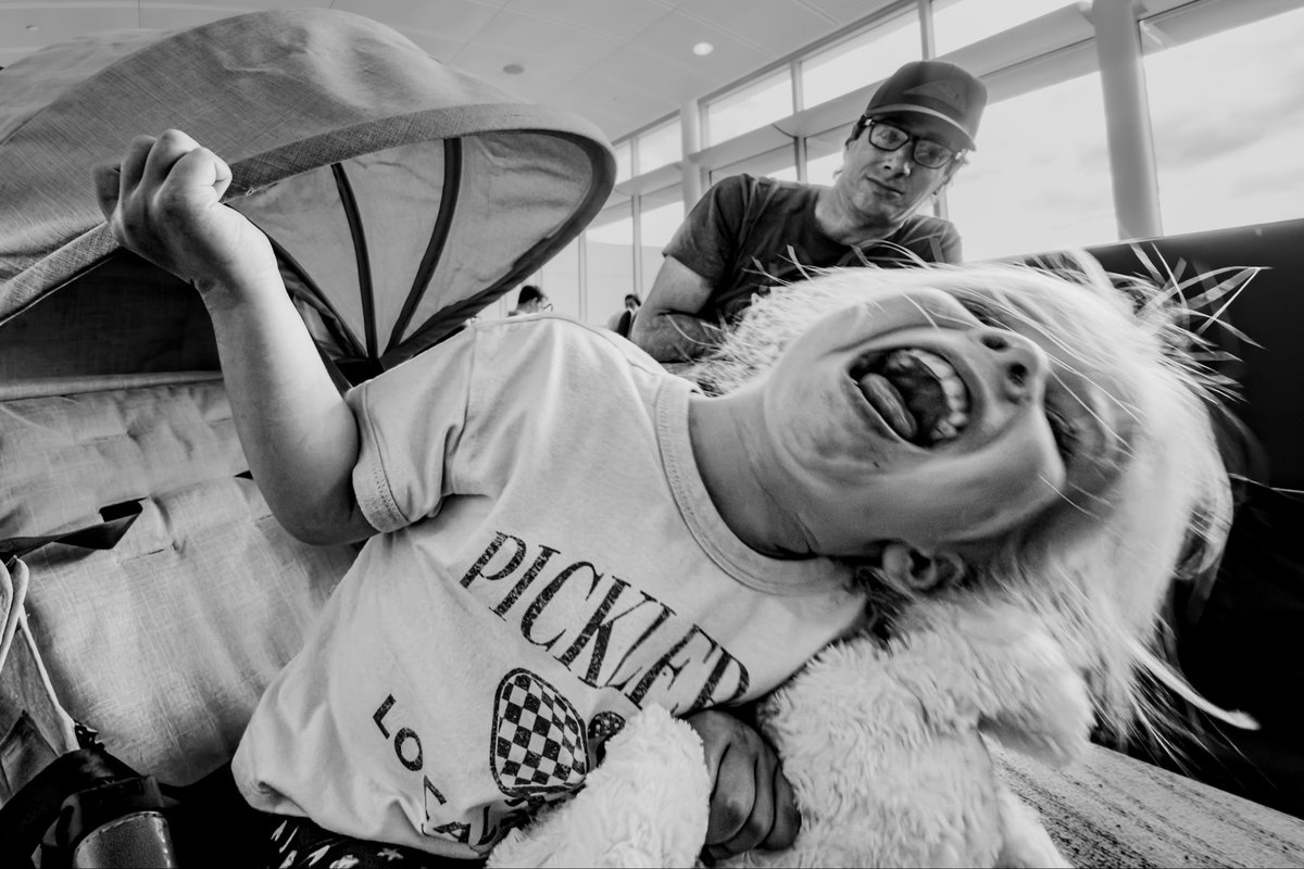 MikePeralta8's tweet image. A new SWA customer!
My grandniece having fun at SJC before departing on a Southwest Airlines adventure. @SouthwestAir 

#SouthwestAirlines
#SWApic
#flysanjose
