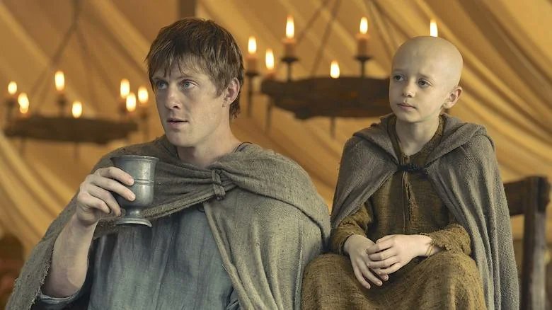 Fun Fact: Dunk and Egg are only 6 years apart in age.

16 and 10