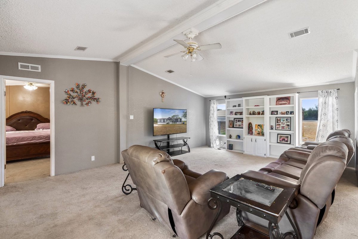 FotoBase_VN's tweet photo. I provide full real estate photo &amp; video editing services: HDR/Flambient/ Video Editing, Twilight, Virtual Staging..

_ Contact us:
Gmail: fotobase.vn@gmail.com
Website : https://t.co/jInVX4NvIn
Phone number/ WhatsApp: +84 903 4430 18

#FotoBase #realestatephotographers https://t.co/y3DNRqK2hC