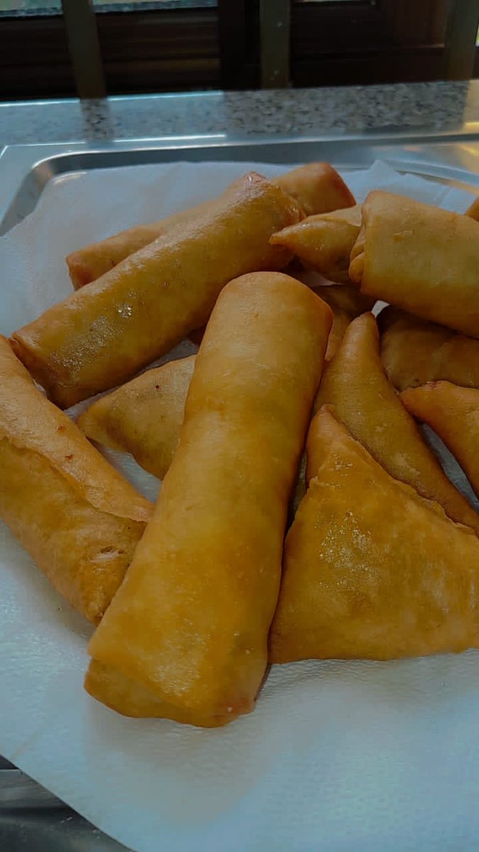 mba_oven's tweet photo. Place your orders for our tasty, spicy and crunch spring rolls and samosa by calling 0508615105 or visit our website https://t.co/L96Ki6qLGc to order ASAP.
#MBAOven #MBAGroup #RedefiningBakingStandards #MBAOvenSnacks #SpringRolls #Samosa https://t.co/NA6DTTyxGi