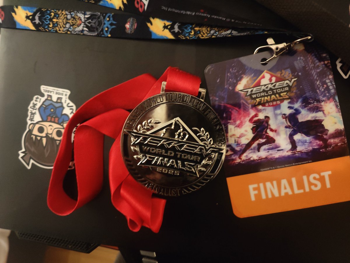yOReDz_TK's tweet photo. TWT Finals was an amazing experience for me
Learning a lot!
Congratulations to the legend @LowHigh92
GGS everyone and please fix Xiaoyu bugs in season 3😊🙏🏻
Thank you for your support❤️🙏🏻
#TEKKEN8 #Xiaoyu #LingXiaoyu #TWT2025 https://t.co/zWChEBuTPb