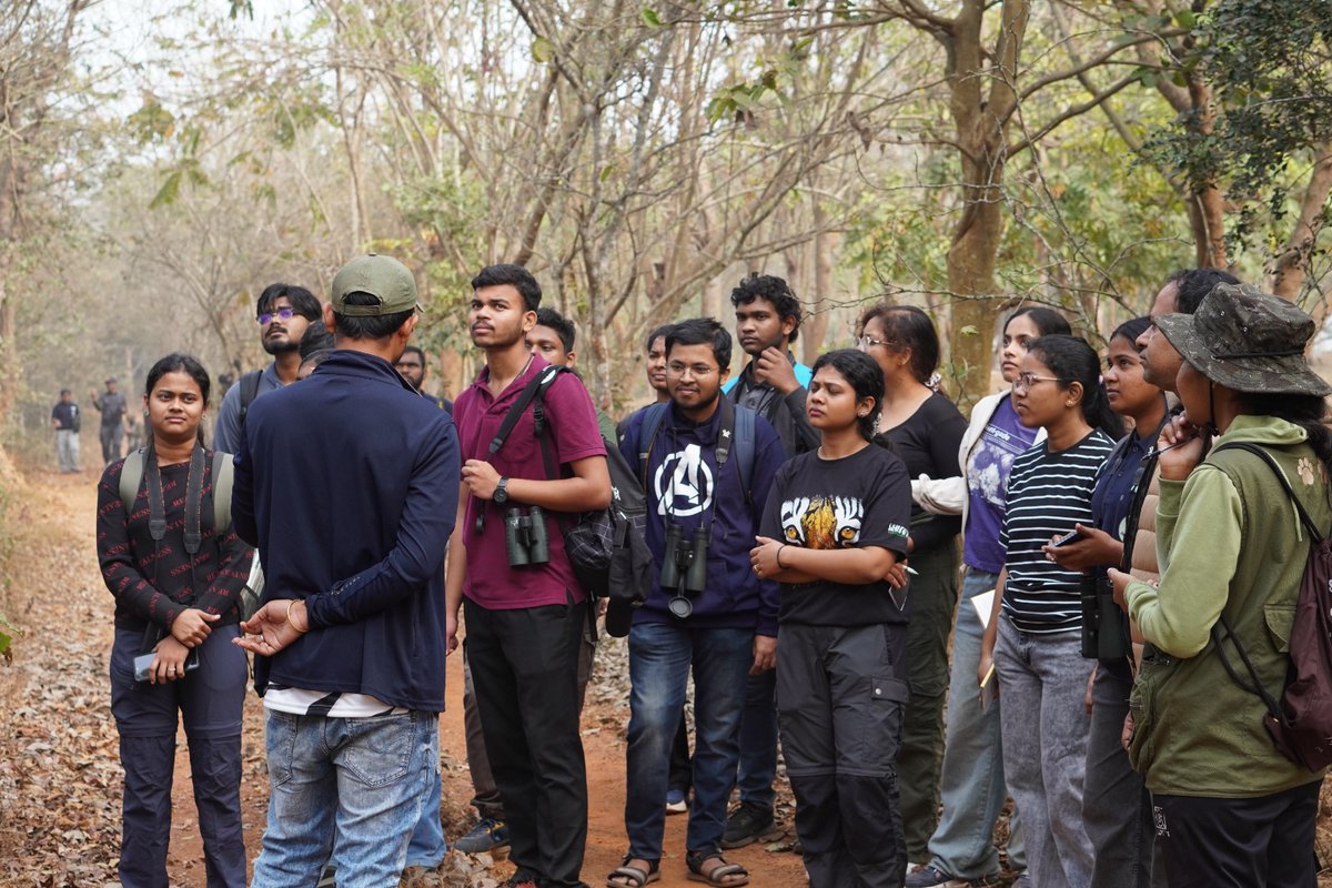 ddnandankanan's tweet photo. A tree walk was conducted at the State Botanical Garden with 29 participants, providing insights into tree diversity and ecological importance. @PCCFWL_Odisha @ForestDeptt @CZA_Delhi #treewalk #citizenscience #zooeducation https://t.co/pQqqx7ItBw
