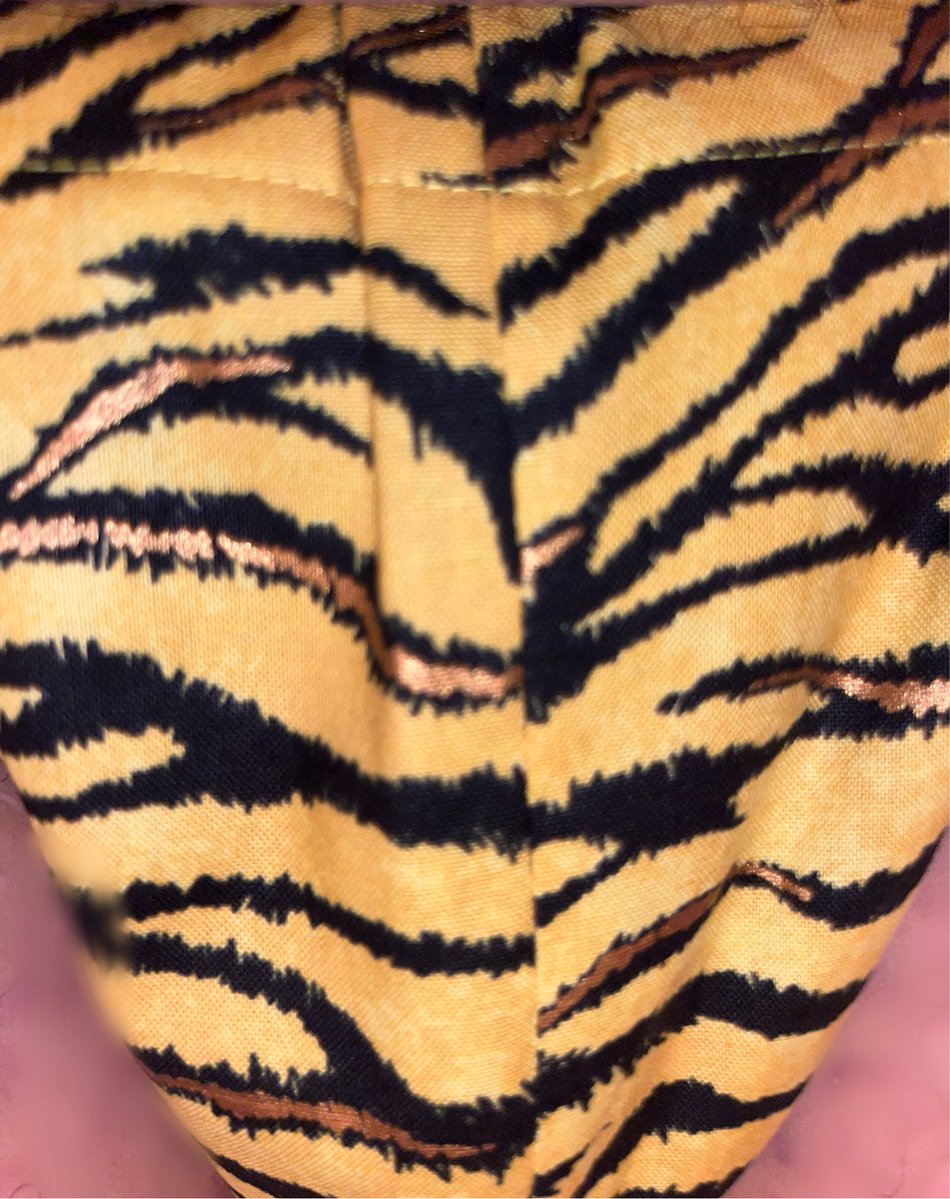 宇都宮GayBar BY Camp
今日は節分ですね😊
こんな感じのパンツを履いてるので、みんな豆を投げに来てね😘
営業日
火〜土曜日
営業時間
 19:00〜24:00
詳細はホームページへ
by-camp.com