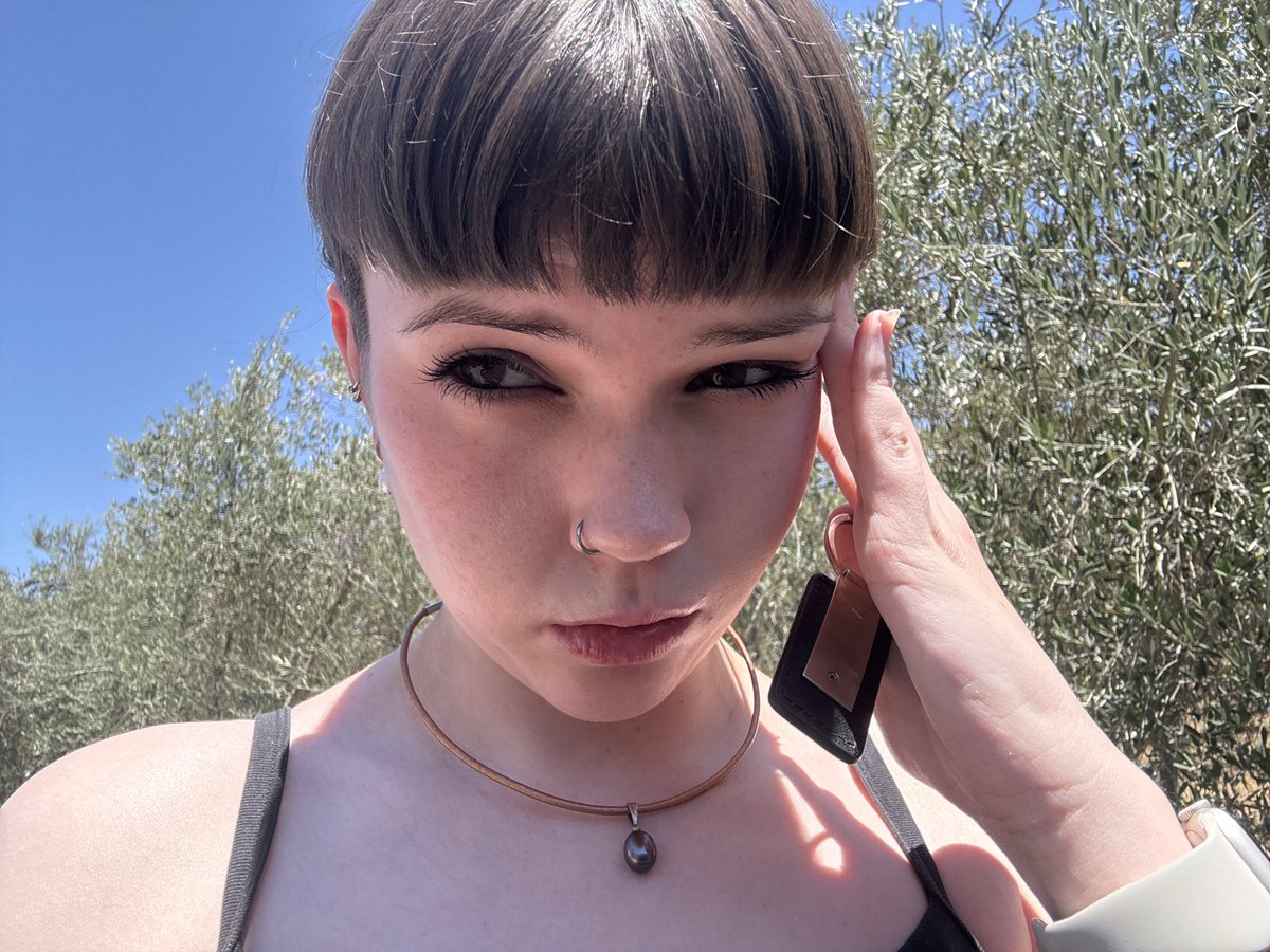 mothbunnies's tweet photo. @GrassyOCE cute https://t.co/0hbXjsbIlw