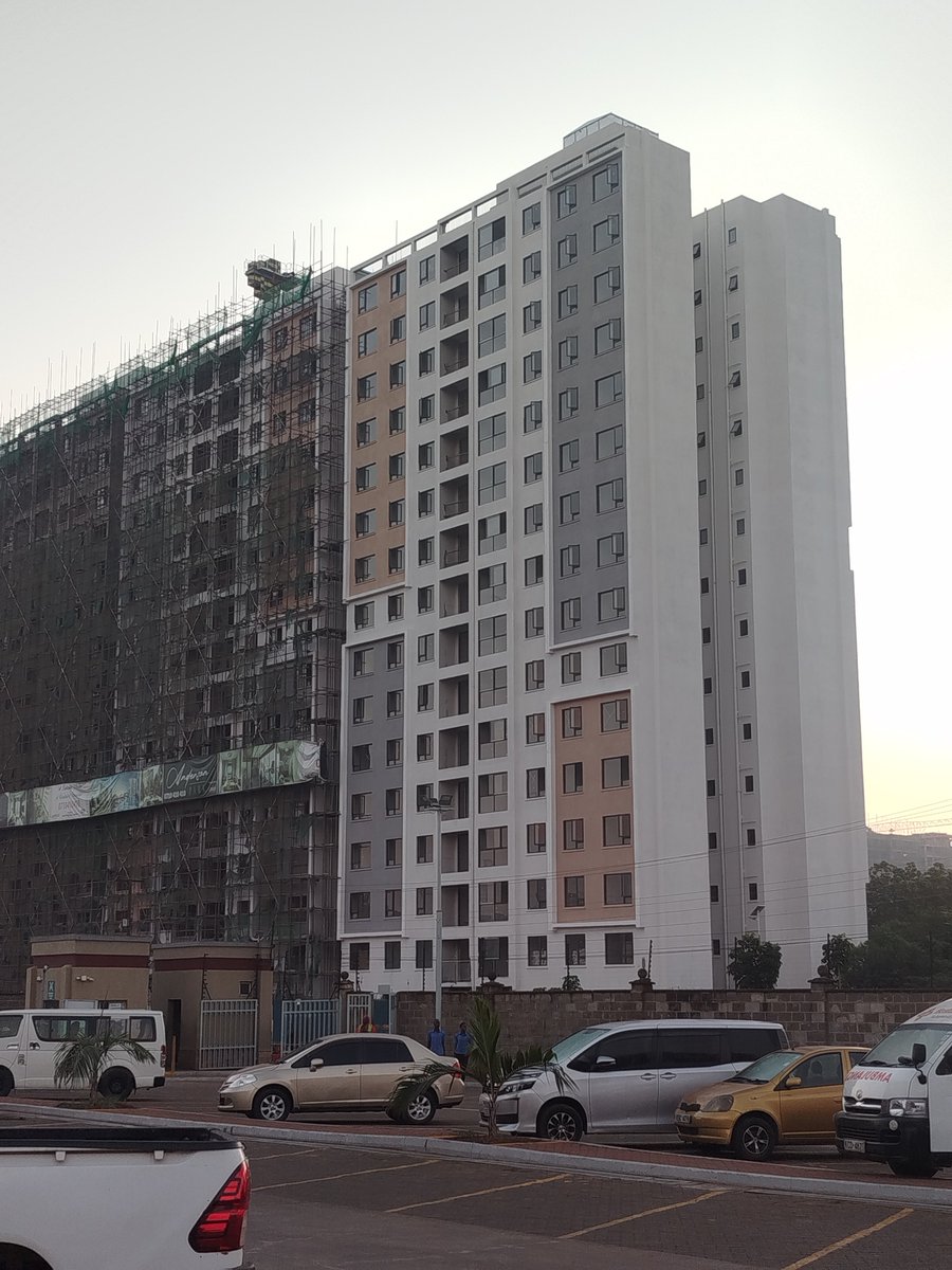 Kisumu skyline is changing 🔥 ..superb color coordination (shot taken at 6.40am today)